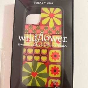 size iphone 11 wildflower phone case